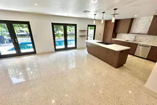 2001 N Victoria Park Rd, Fort Lauderdale, FL 33305 - Photo 2