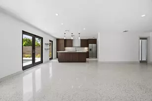 2001 N Victoria Park Rd, Fort Lauderdale, FL 33305 - Photo 6