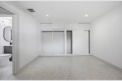 2001 N Victoria Park Road, Fort Lauderdale, FL 33305 - Photo 16