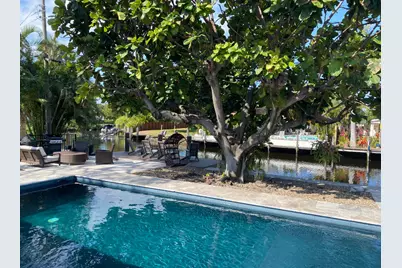 2001 N Victoria Park Road, Fort Lauderdale, FL 33305 - Photo 2