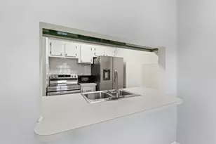 1470 N Dixie Hwy, Fort Lauderdale, FL 33304 - Photo 14