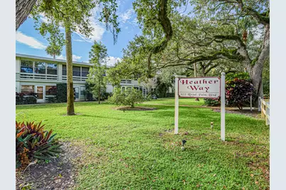 677 Royal Palm Boulevard #12, Vero Beach, FL 32960 - Photo 2