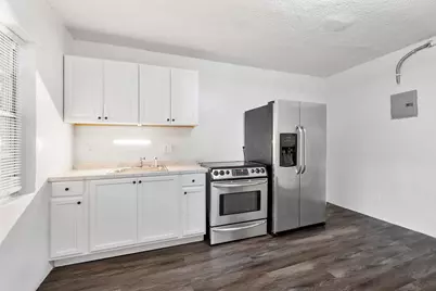 279 SW 1st Street #2, Deerfield Beach, FL 33441 - Photo 2