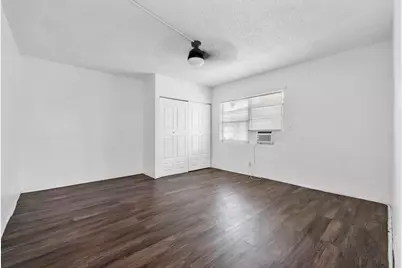 279 SW 1st Street #2, Deerfield Beach, FL 33441 - Photo 4