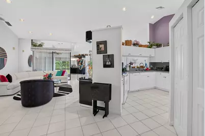 7537 Lexington Club Boulevard #B, Delray Beach, FL 33446 - Photo 12