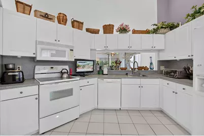 7537 Lexington Club Boulevard #B, Delray Beach, FL 33446 - Photo 16