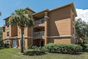5080 Fairways Cir, Vero Beach, FL 32967 - Photo 2