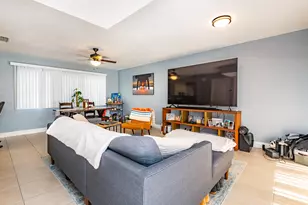 740 SE 1st Way, Deerfield Beach, FL 33441 - Photo 8