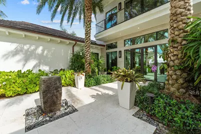 18714 Rio Vista Drive, Jupiter, FL 33469 - Photo 10