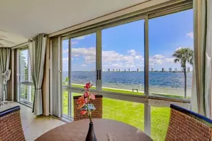 501 Lake Shore Dr, Lake Park, FL 33403 - Photo 32