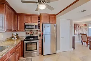 501 Lake Shore Dr, Lake Park, FL 33403 - Photo 24