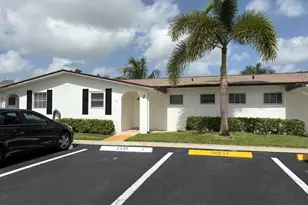 2930 Crosley Dr E, West Palm Beach, FL 33415 - Photo 1