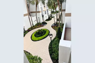 7370 Orangewood Lane #204, Boca Raton, FL 33433 - Photo 20