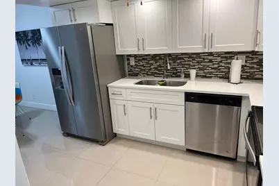 7370 Orangewood Lane #204, Boca Raton, FL 33433 - Photo 8