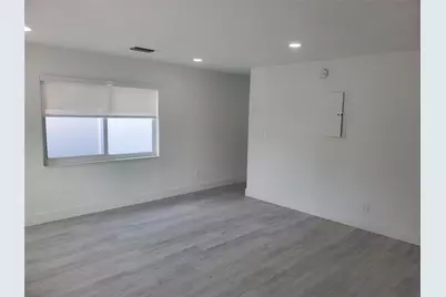70 NW 13th Avenue #2, Dania Beach, FL 33004 - Photo 6