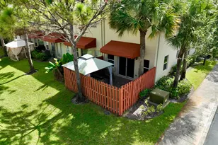 2952 NW 33rd Ln, Lauderdale Lakes, FL 33311 - Photo 14