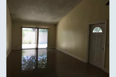 1534 Royal Forest Court, Palm Springs, FL 33406 - Photo 6