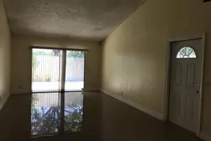 1534 Royal Forest Ct, Palm Springs, FL 33406 - Photo 6