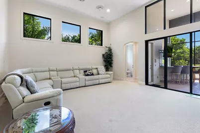 8158 Native Dancer Road E, Palm Beach Gardens, FL 33418 - Photo 10