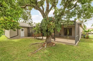 15821 Sedgewyck Cir N, Davie, FL 33331 - Photo 46