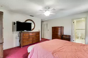 15821 Sedgewyck Cir N, Davie, FL 33331 - Photo 22