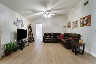15821 Sedgewyck Cir N, Davie, FL 33331 - Photo 34