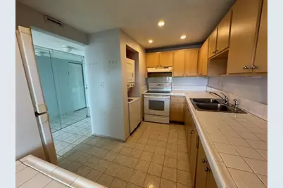 10000 NW 80th Court #2534, Hialeah Gardens, FL 33016 - Photo 6