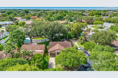 2208 Seagrape Circle, Coconut Creek, FL 33066 - Photo 68