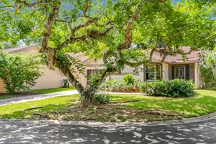 2208 Seagrape Cir, Coconut Creek, FL 33066 - Photo 4