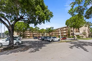 6361 N Falls Cir Dr, Lauderhill, FL 33319 - Photo 20