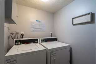1200 Hibiscus Ave, Pompano Beach, FL 33062 - Photo 28