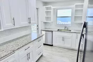 1200 Hibiscus Ave, Pompano Beach, FL 33062 - Photo 12