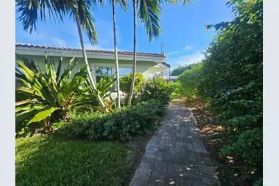 2110 NE 41st Street #D, Lighthouse Point, FL 33064 - Photo 4