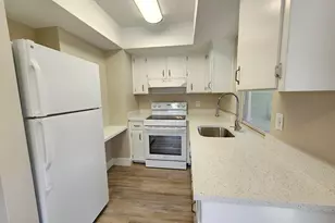 2110 NE 41st St, Lighthouse Point, FL 33064 - Photo 10
