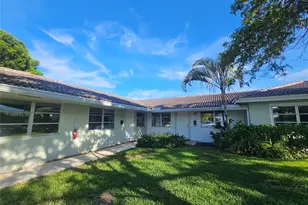 2110 NE 41st St, Lighthouse Point, FL 33064 - Photo 2