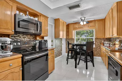 22305 SW 57th Avenue, Boca Raton, FL 33428 - Photo 14
