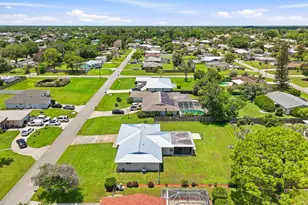 409 SE Gasparilla Ave, Port Saint Lucie, FL 34983 - Photo 44