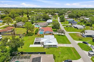 409 SE Gasparilla Ave, Port Saint Lucie, FL 34983 - Photo 44