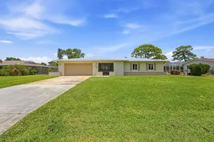 409 SE Gasparilla Ave, Port Saint Lucie, FL 34983 - Photo 2