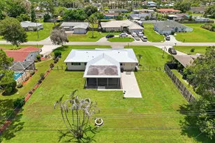 409 SE Gasparilla Ave, Port Saint Lucie, FL 34983 - Photo 4