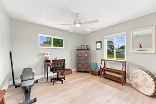 409 SE Gasparilla Ave, Port Saint Lucie, FL 34983 - Photo 28