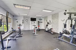 2200 Park Ln, Hollywood, FL 33021 - Photo 32