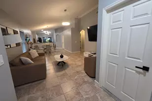 418 Summer Sails Dr, Valrico, FL 33594 - Photo 4