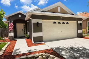 418 Summer Sails Dr, Valrico, FL 33594 - Photo 1
