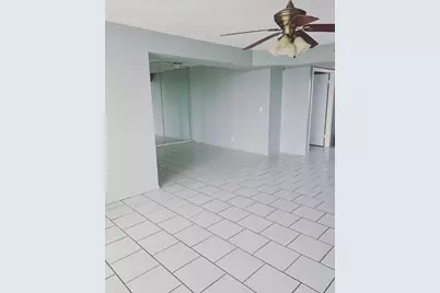 3465 Via Poinciana #804, Lake Worth, FL 33467 - Photo 6