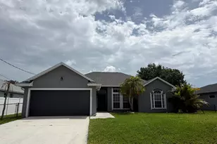 2619 SW Fair Isle Rd, Port Saint Lucie, FL 34987 - Photo 2