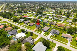 450 SE Thornhill Dr, Port Saint Lucie, FL 34983 - Photo 32