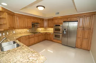 9 NE 20th Ave, Deerfield Beach, FL 33441 - Photo 8
