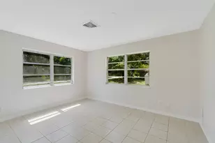 5605 38th St, Vero Beach, FL 32966 - Photo 12