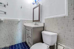 421 NE 1st St, Hallandale Beach, FL 33009 - Photo 22